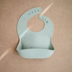 BABERO SILICONA CONFETTI MENTA