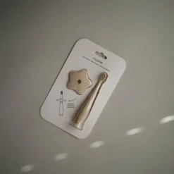 Cepillo de dientes aprendizaje mushie shifting sand