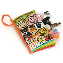 Libro farm tails activity book