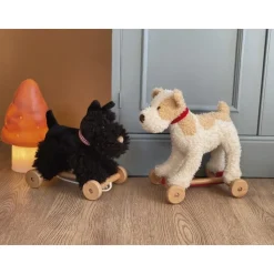 Perrito de peluche arrastre eliot