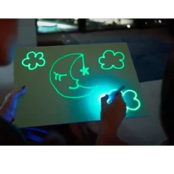 Pizarra de luz mágica Pintafluo A4