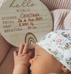 PLACA MADERA HELLO WORLD