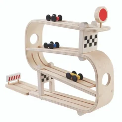 RAMPA DE CARRERAS DE MADERA PLANTOYS