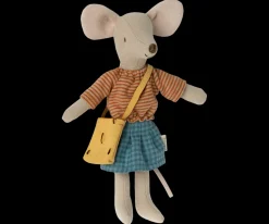 Ropa para ratón. Mamá ratón